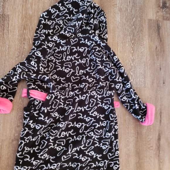 Girls Nevada fuzzy cozy plush bathrobe black pink size S, size 7-8 - Picture 4 of 7
